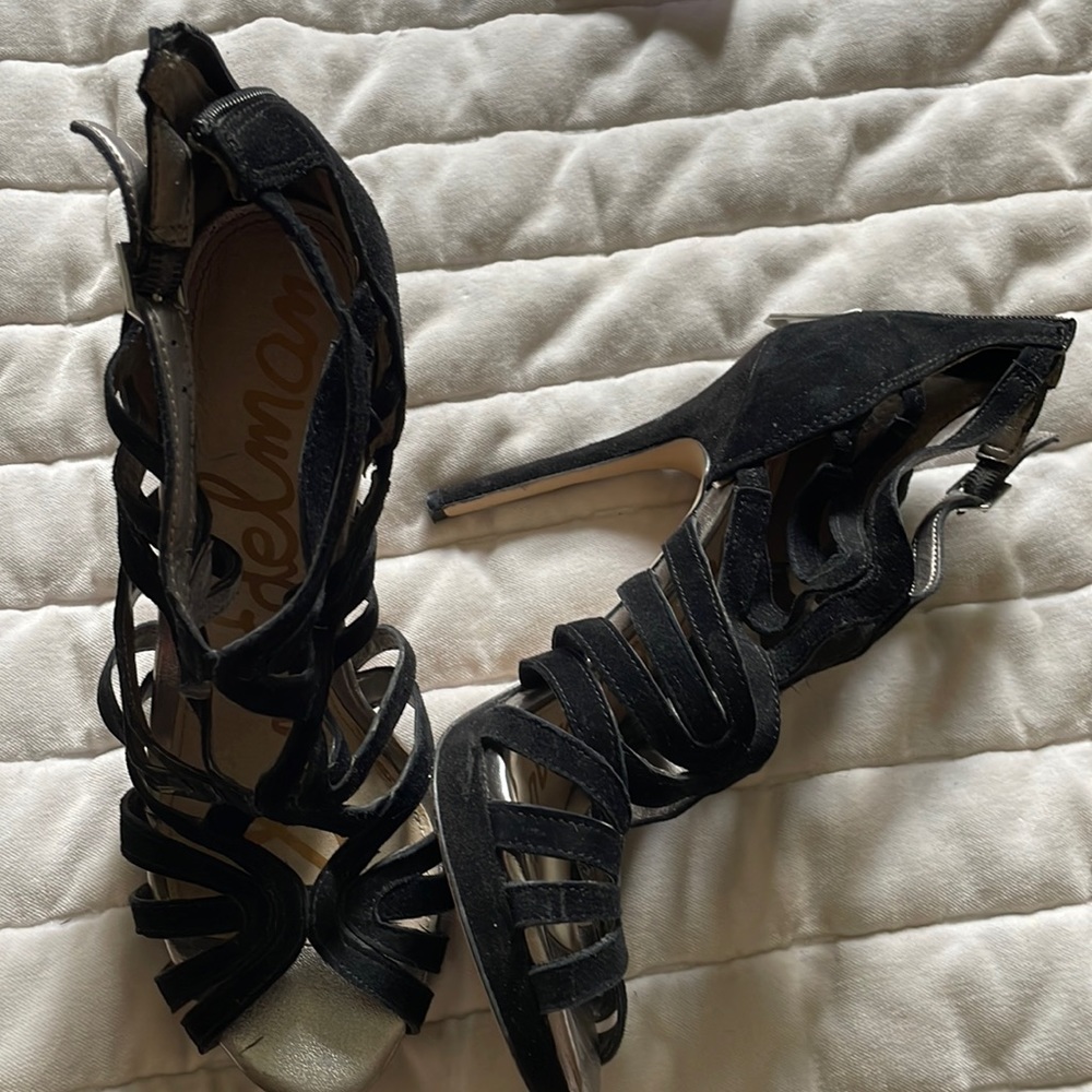 Black 2 and a half inch heels, velvet straps
